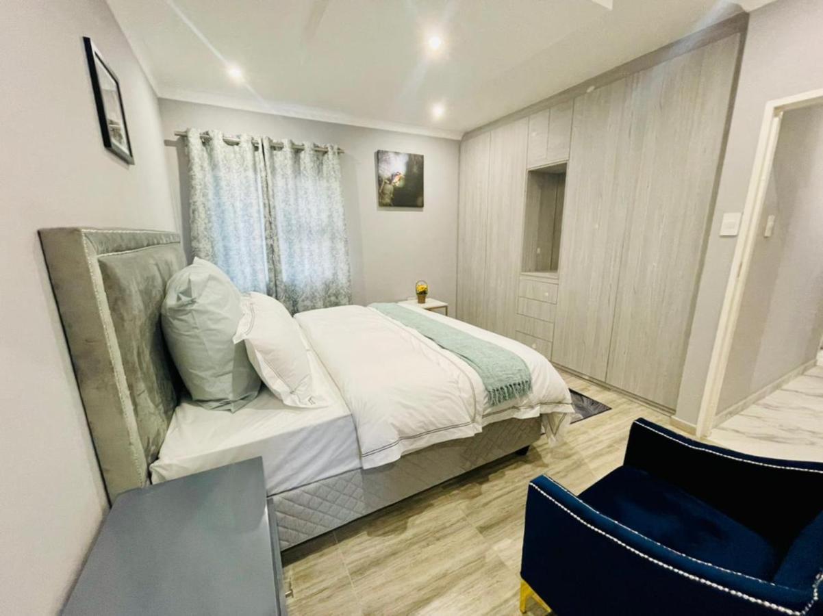 Cozier Glitz Villa เคปทาวน์ ภายนอก รูปภาพ