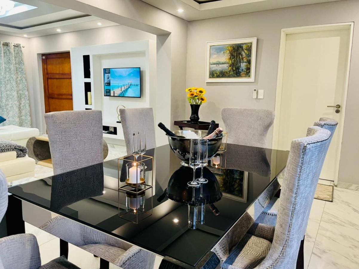 Cozier Glitz Villa เคปทาวน์ ภายนอก รูปภาพ